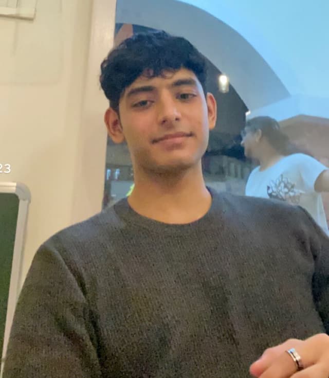 🧠 Rahil Abbu — Strategy & Ops